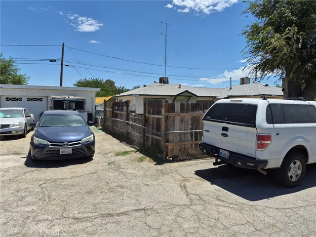 3118 E Avenue H8, Lancaster, California 93535