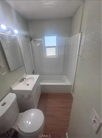 3118 E Avenue H8, Lancaster, California 93535