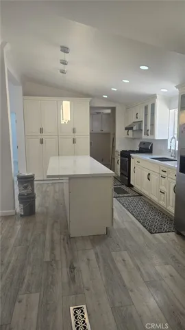 36540 Sierra Highway, Palmdale, California 93550