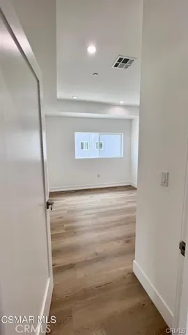 5635 Klump Avenue 1/2, North Hollywood, California 91601