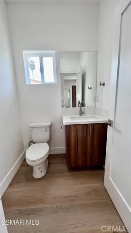 5635 Klump Avenue 1/2, North Hollywood, California 91601
