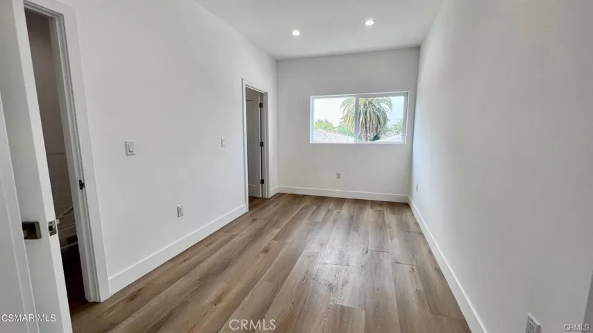 5635 Klump Avenue 1/2, North Hollywood, California 91601