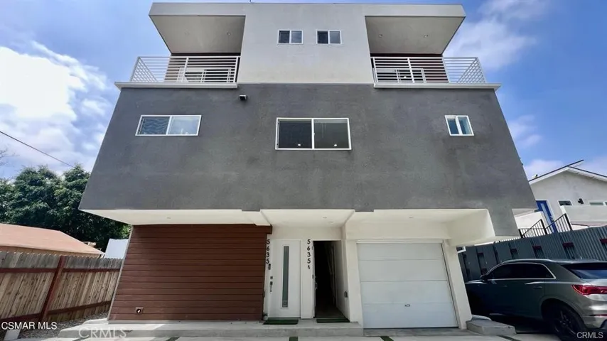 5635 Klump Avenue 1/2, North Hollywood, California 91601