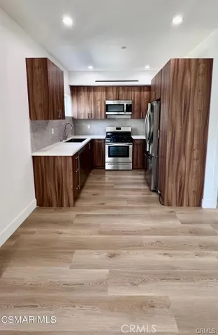 5635 Klump Avenue 1/2, North Hollywood, California 91601