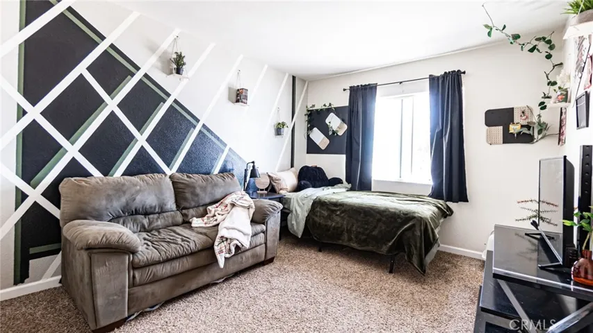 6920 11th, Hesperia, California 92345