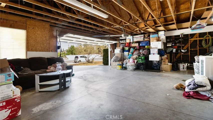 6920 11th, Hesperia, California 92345
