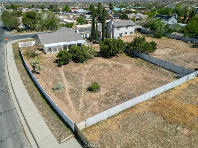 6920 11th, Hesperia, California 92345