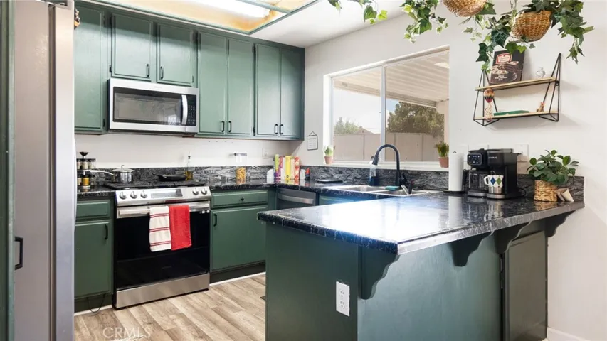 6920 11th, Hesperia, California 92345
