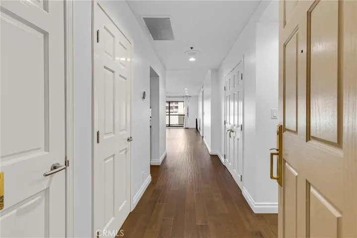 Unit Entrance