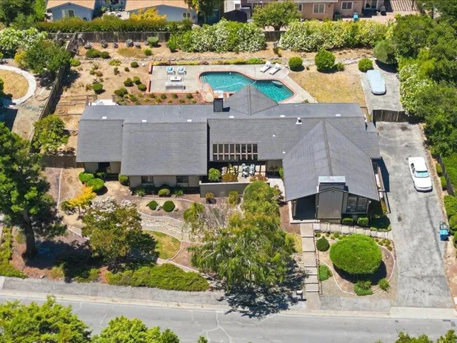 1176 Tournament Drive, Hillsborough, California 94010