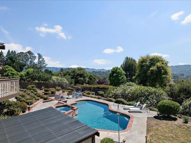 1176 Tournament Drive, Hillsborough, California 94010
