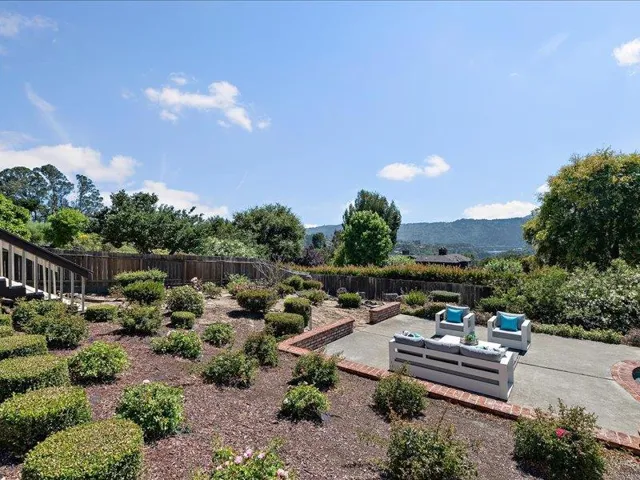1176 Tournament Drive, Hillsborough, California 94010