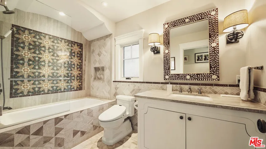 538 14th Street, Santa Monica, California 90402