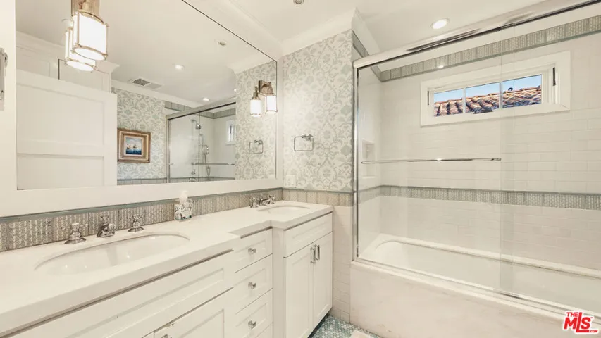 538 14th Street, Santa Monica, California 90402