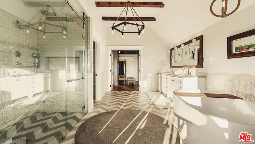 538 14th Street, Santa Monica, California 90402
