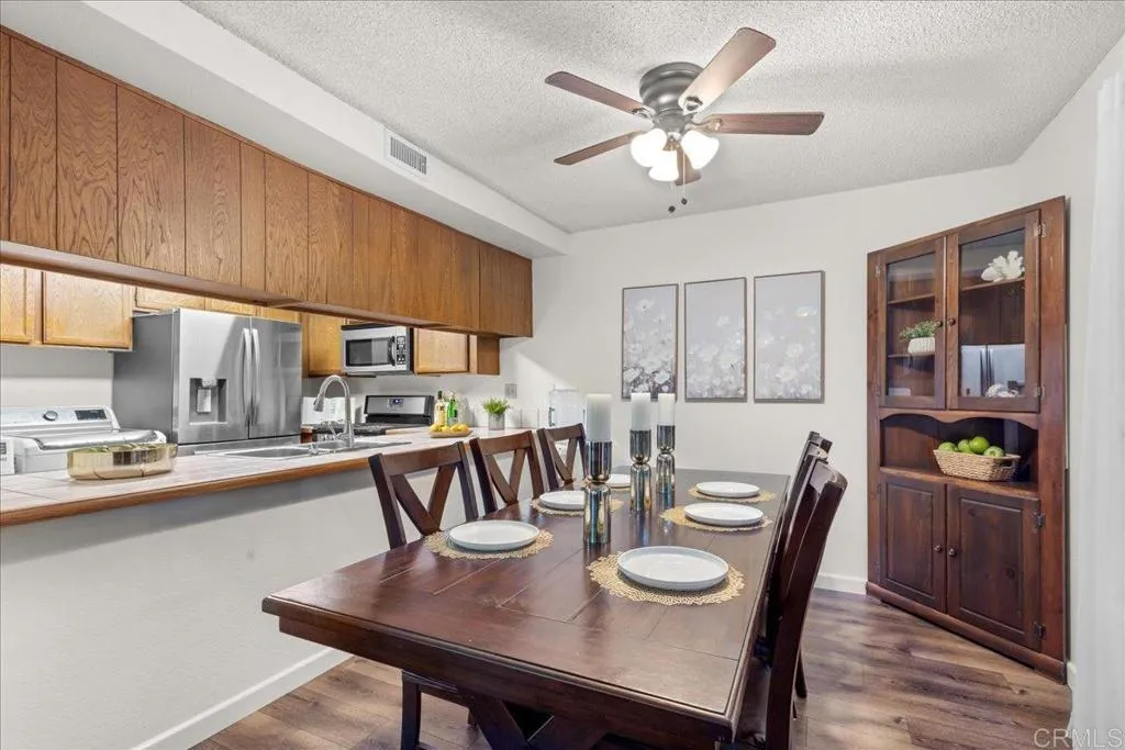 1941 Wellington Lane 1, Vista, California 92081 — photo 5