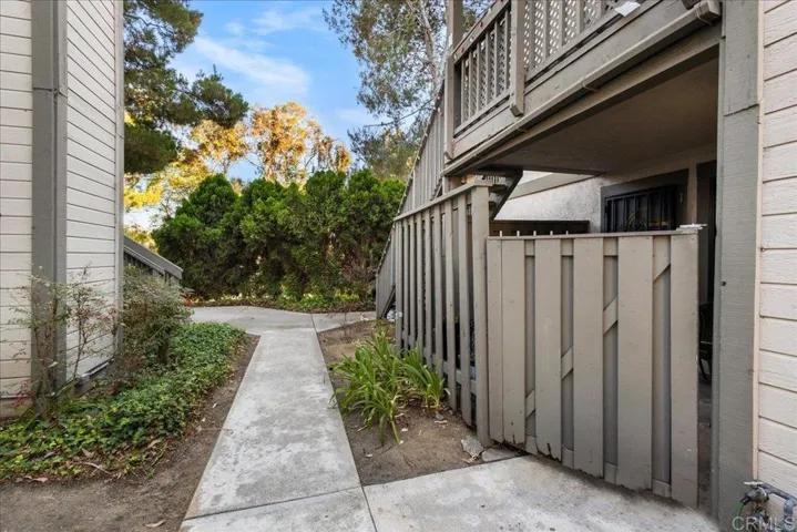 1941 Wellington Lane 1, Vista, California 92081