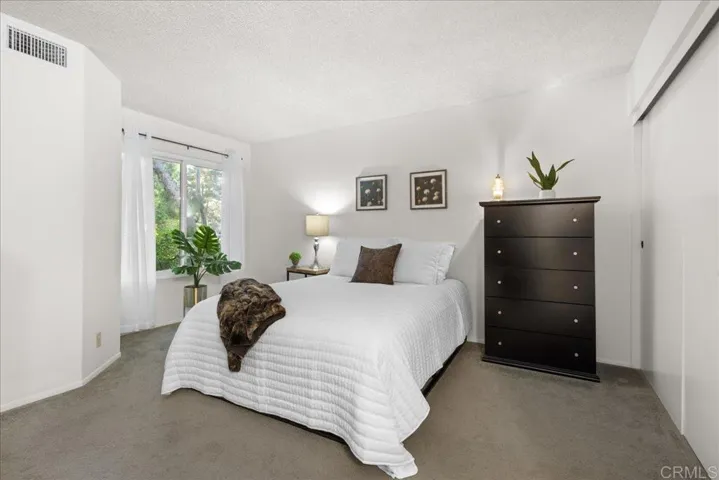 1941 Wellington Lane 1, Vista, California 92081