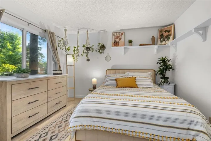 1941 Wellington Lane 1, Vista, California 92081