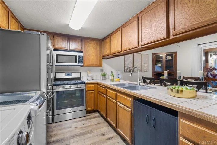 1941 Wellington Lane 1, Vista, California 92081
