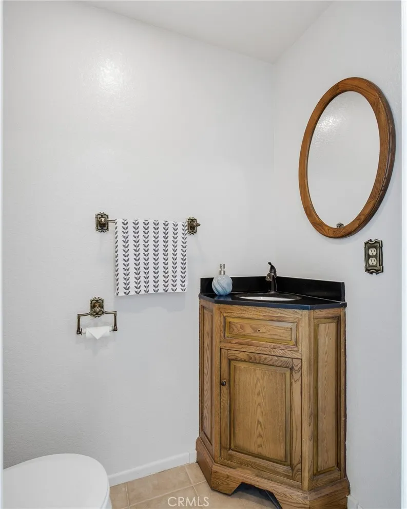 Downstairs Half Bathroom