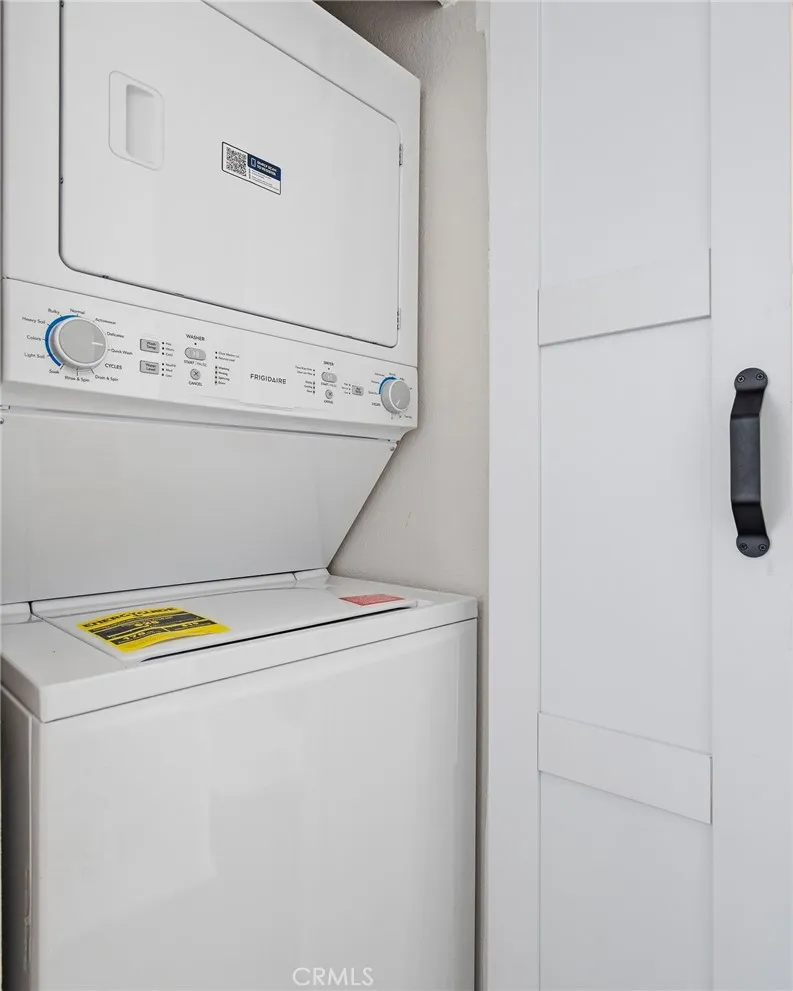 Stackable Washer and Dryer Closet
