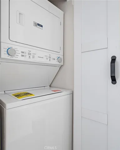 Stackable Washer and Dryer Closet