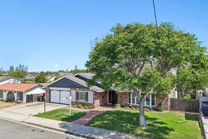 28 Sandalwood Drive, Chula Vista, California 91910