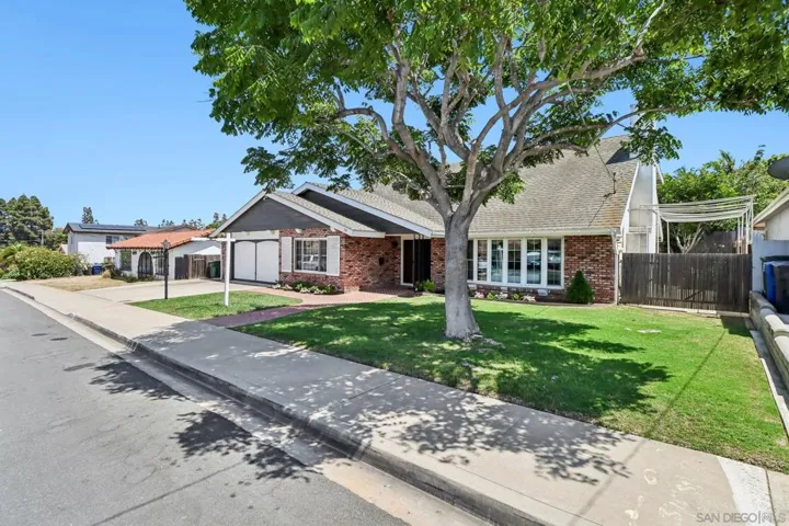 28 Sandalwood Drive, Chula Vista, California 91910