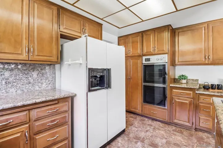 28 Sandalwood Drive, Chula Vista, California 91910