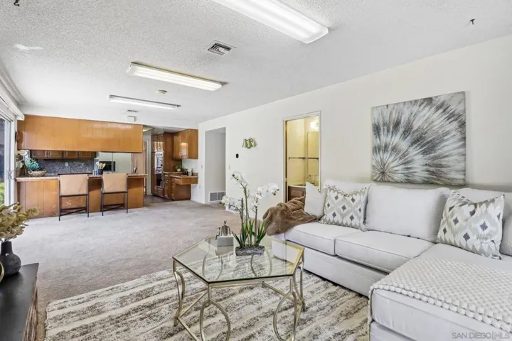 28 Sandalwood Drive, Chula Vista, California 91910