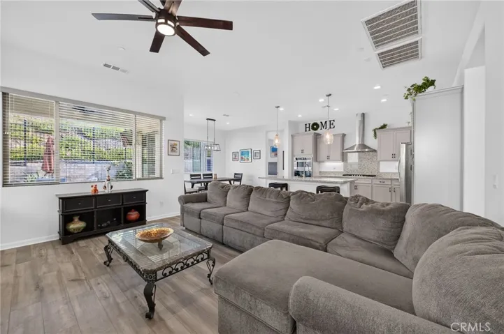 11890 Sagecrest Court, Corona, California 92883
