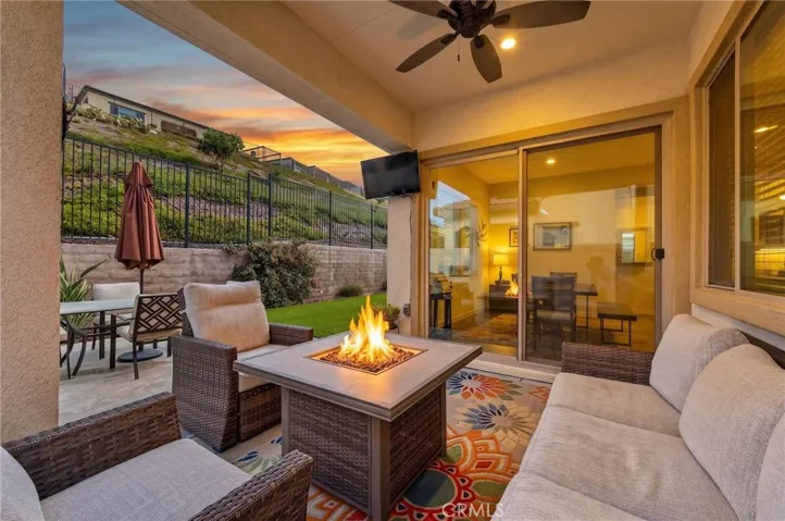 11890 Sagecrest Court, Corona, California 92883