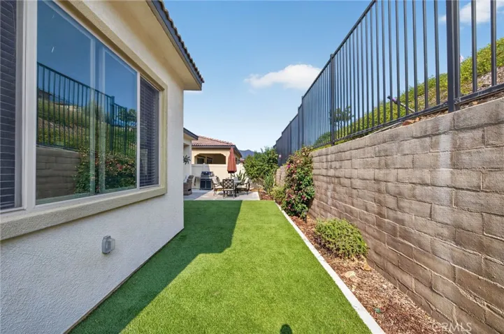 11890 Sagecrest Court, Corona, California 92883
