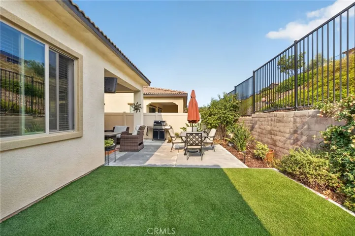 11890 Sagecrest Court, Corona, California 92883