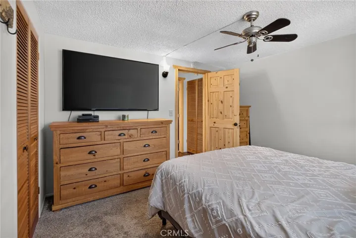 25151 Wrightwood, Idyllwild, California 92549