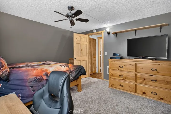 25151 Wrightwood, Idyllwild, California 92549