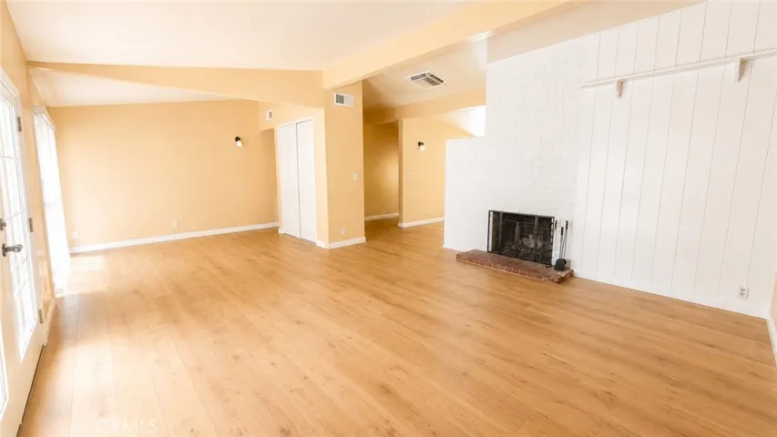 1016 W Avenue H5, Lancaster, California 93534