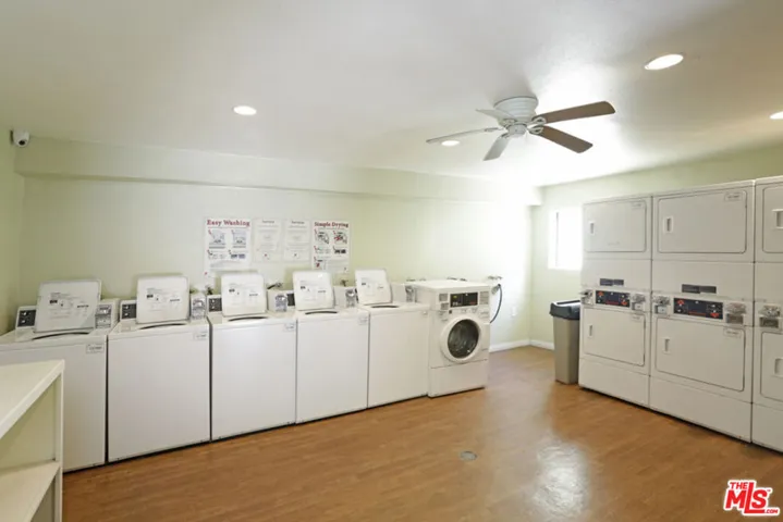 538 S Manhattan Place 304, Los Angeles, California 90020