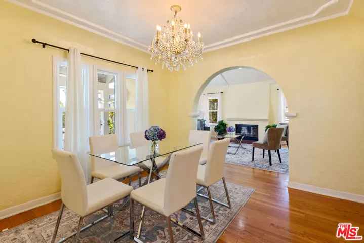 1433 Livonia Avenue, Los Angeles, California 90035