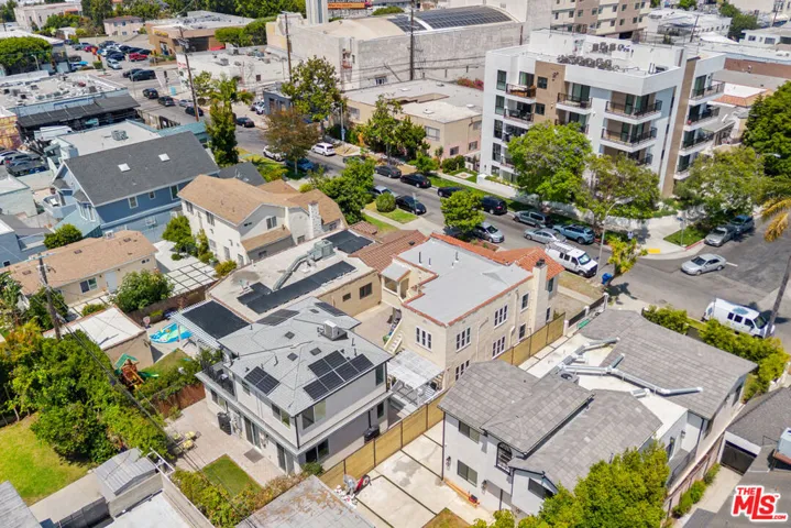 1433 Livonia Avenue, Los Angeles, California 90035