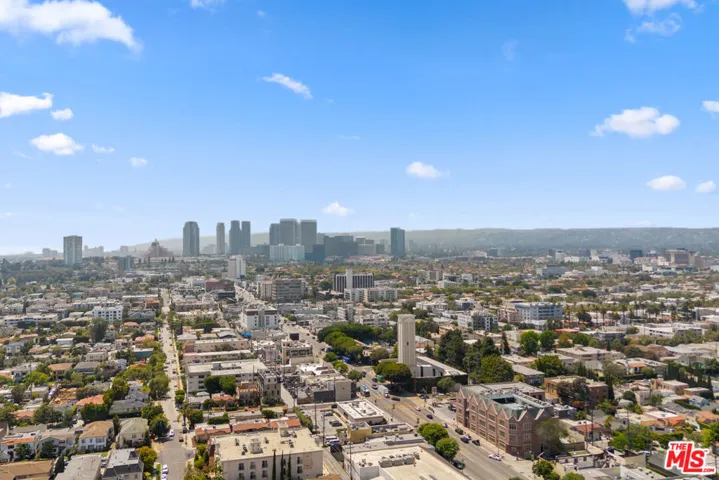 1433 Livonia Avenue, Los Angeles, California 90035