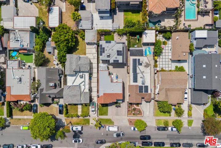 1433 Livonia Avenue, Los Angeles, California 90035