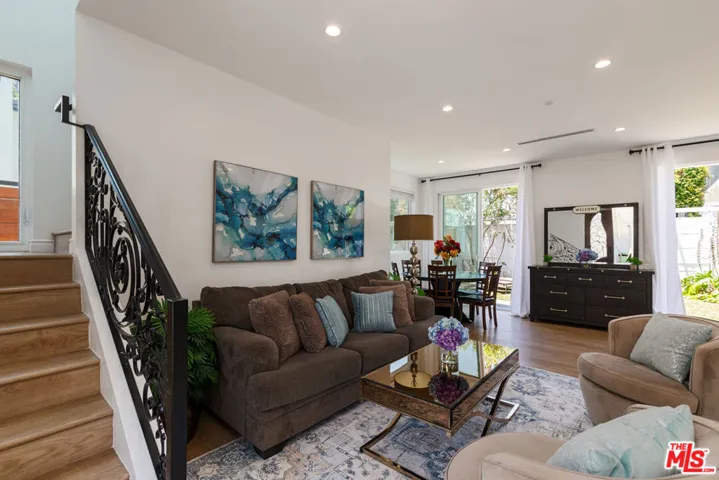 1433 Livonia Avenue, Los Angeles, California 90035