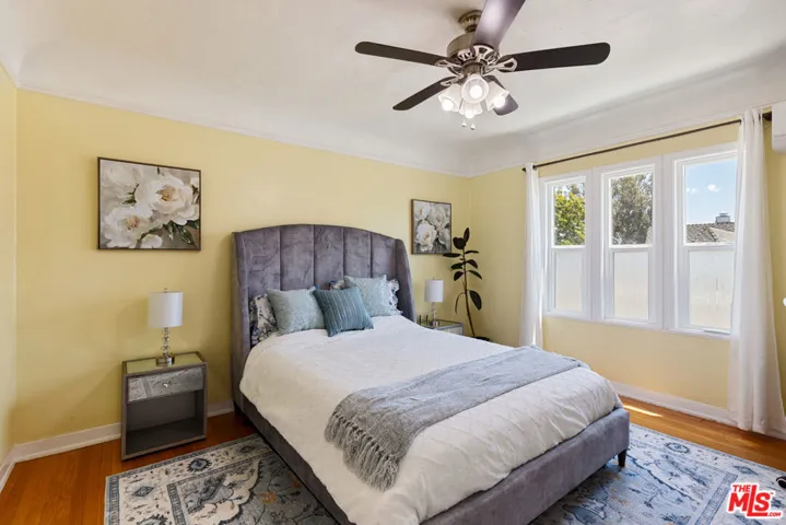 1433 Livonia Avenue, Los Angeles, California 90035