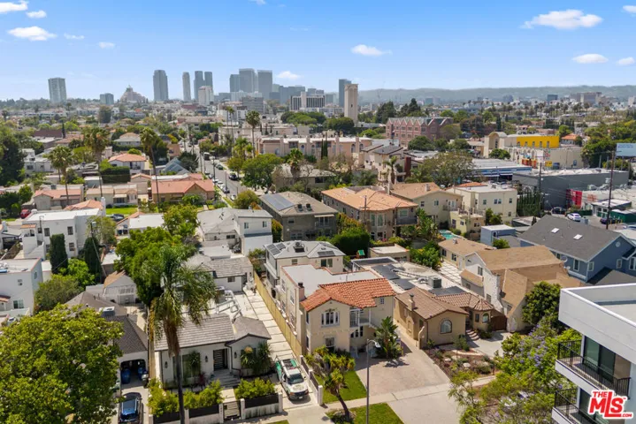 1433 Livonia Avenue, Los Angeles, California 90035
