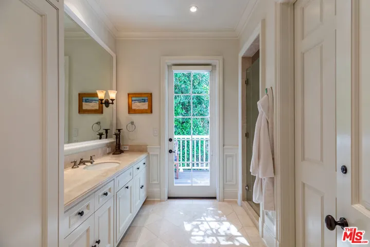 32300 Pacific Coast Highway, Malibu, California 90265