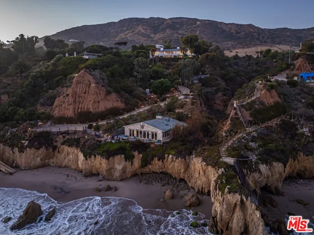 32300 Pacific Coast Highway, Malibu, California 90265