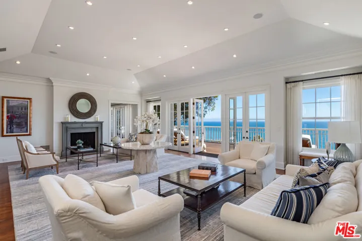 32300 Pacific Coast Highway, Malibu, California 90265