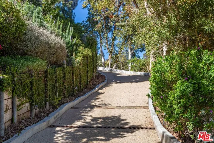 32300 Pacific Coast Highway, Malibu, California 90265